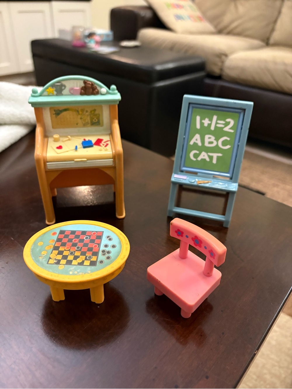 Vintage Loving Family Dollhouse Kids Art Room Desk Easel Table Chair 4 Pieces